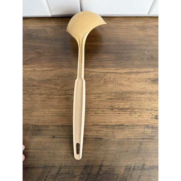 VTG Ecko Ladle Kitchen Utensil Double Pour Spout Beige USA Made - Picture 4 of 7